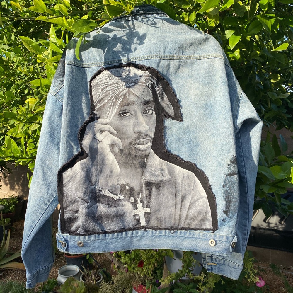 TUPAC 2PAC DENIM JEAN JACKET 🦋 distressed grunge